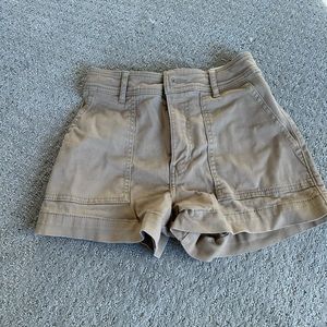 khaki shorts